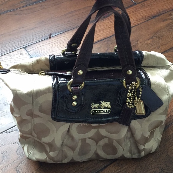 Coach purse - Picture 7 of 8